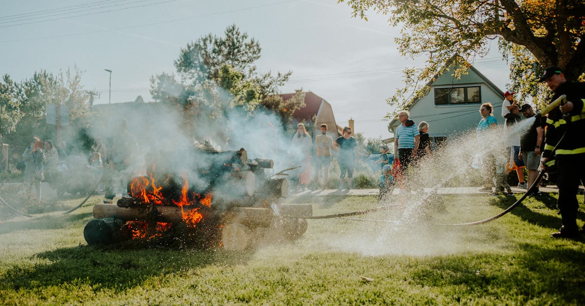 découvrez la rémunération des pompiers volontaires, les compensations possibles et les avantages liés à cet engagement citoyen essentiel.