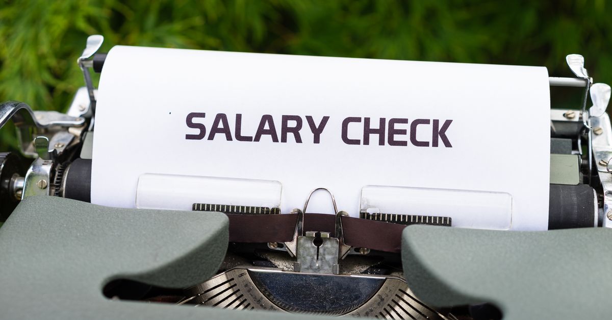 découvrez la différence entre les salaires nets et bruts, leurs calculs, et leur impact sur votre rémunération effective.