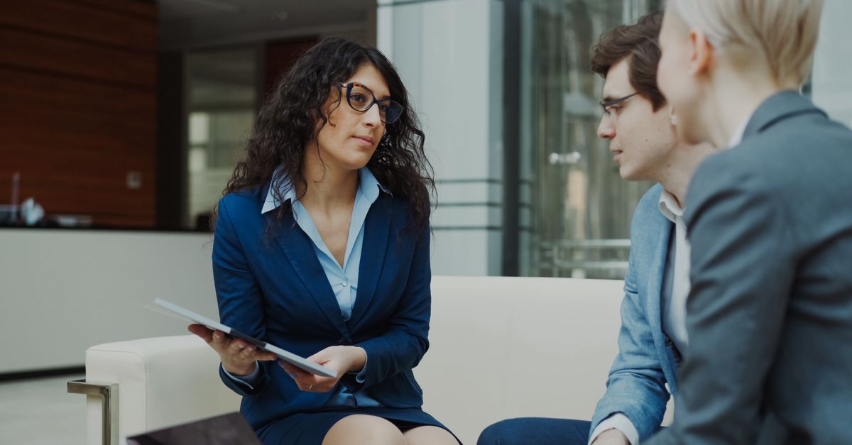 découvrez les meilleures pratiques et stratégies pour une gestion efficace de la communication au sein de votre entreprise, favorisant la collaboration et la réussite organisationnelle.